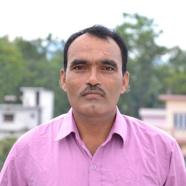 वरिष्ठ उपाध्यक्षमा अनुभवी अमर बम